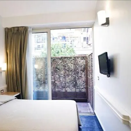 Select Garden 3*