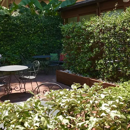 Select Garden