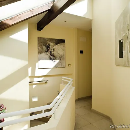 Select Garden Hotel 3*