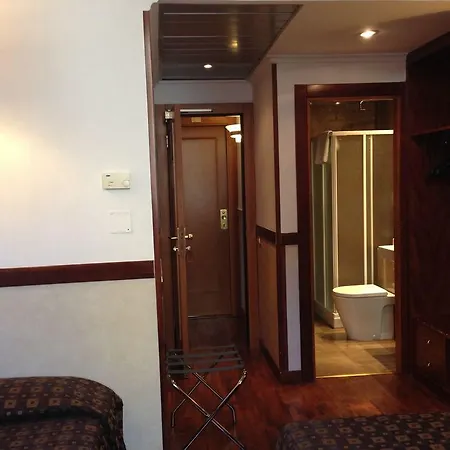 Hotel Select Garden 3*
