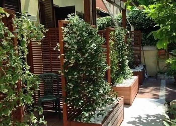 Select Garden Roma