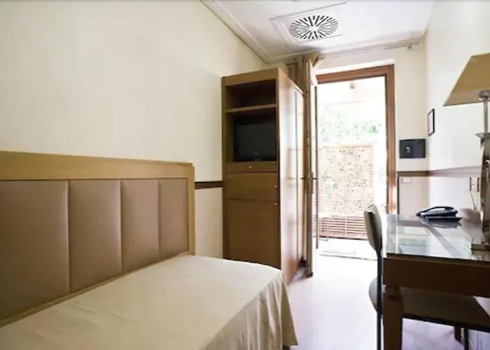 Select Garden 3* Roma