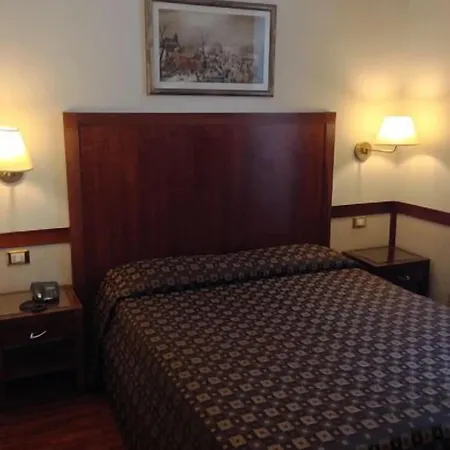 Отель Select Garden