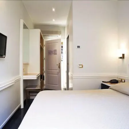 Отель Select Garden Рим