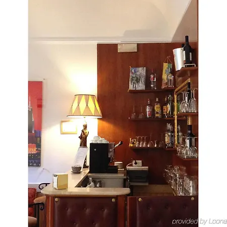 Select Garden Отель Рим